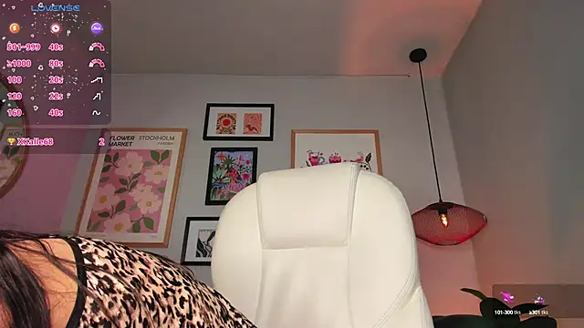 Snapshot of nina__dixon chatting on 18, 3, 2025 nina dixon online show from 18, 3, 2025