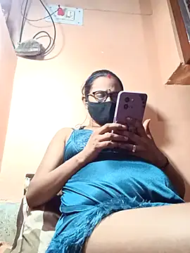 Snapshot of runi31 chatting on 11, 9, 2025 runi31 online show from 11, 9, 2025