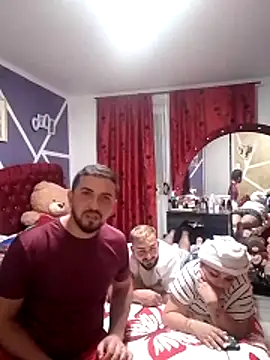 Snapshot of Fdghnjj chatting on 28, 10, 2025 Fdghnjj online show from 28, 10, 2025