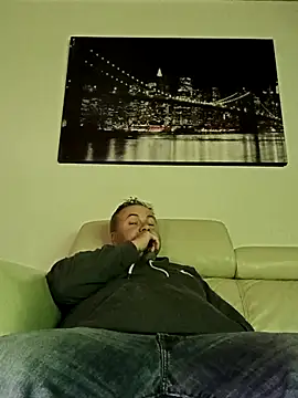 Snapshot of Pourleplasirs chatting on 6, 11, 2025 Pourleplasirs online show from 6, 11, 2025