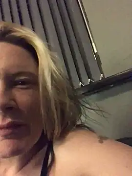 blondey206 online show from 5, 3, 2025