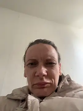 blondey206 online show from 25, 4, 2026