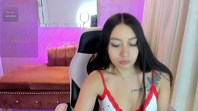 Snapshot of miss_isabella_m chatting on 24, 2, 2026 miss isabella m online show from 24, 2, 2026