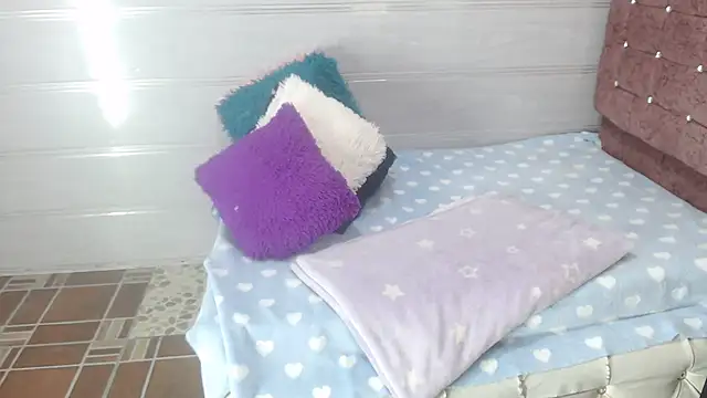 Snapshot of Ariasmithog chatting on 13, 9, 2025 Ariasmithog online show from 13, 9, 2025