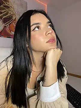 Snapshot of eileensophi chatting on 11, 3, 2025 eileensophi online show from 11, 3, 2025