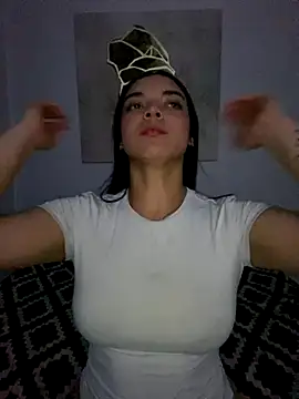 Snapshot of eileensophi chatting on 19, 9, 2025 eileensophi online show from 19, 9, 2025