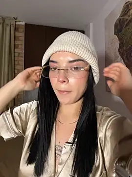 Snapshot of eileensophi chatting on 25, 10, 2025 eileensophi online show from 25, 10, 2025