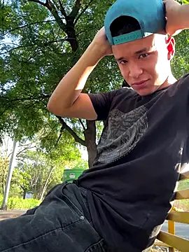 arevalo1124 online show from 8, 10, 2025