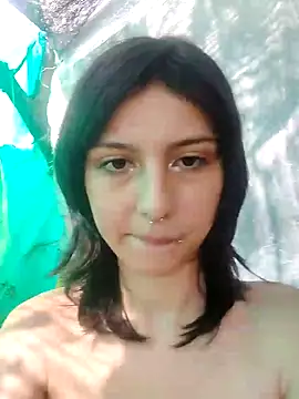 Snapshot of Maiden-Hot chatting on 3, 2, 2025 Maiden-Hot online show from 3, 2, 2025