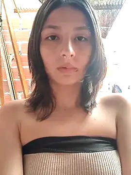 Snapshot of Maiden-Hot chatting on 17, 10, 2025 Maiden-Hot online show from 17, 10, 2025