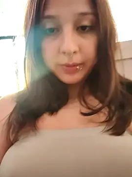 Snapshot of Maiden-Hot chatting on 23, 6, 2026 Maiden-Hot online show from 23, 6, 2026