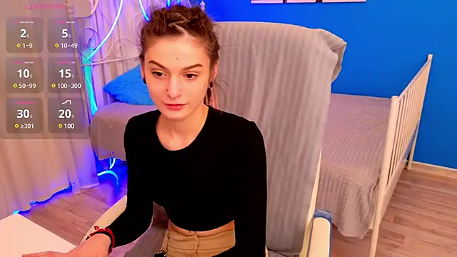 Snapshot of AnTikaMy chatting on 27, 2, 2025 AnTikaMy online show from 27, 2, 2025