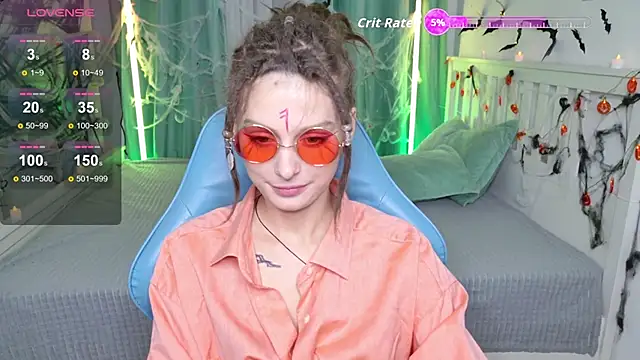 Snapshot of AnTikaMy chatting on 18, 10, 2025 AnTikaMy online show from 18, 10, 2025