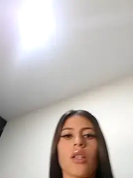 vanessacardena14 online show from 30, 1, 2025