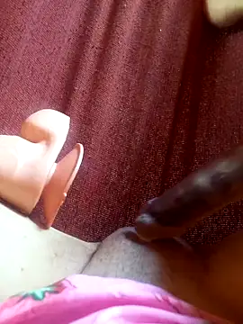 baixinhainsaciavel23 online show from 18, 4, 2026