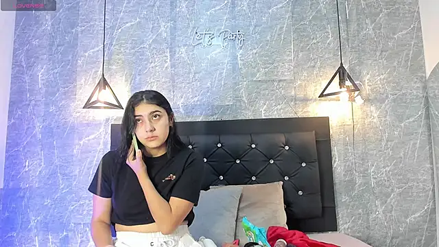 emberhodson online show from 19, 9, 2025