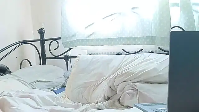 Snapshot of Demi_WelshX chatting on 9, 9, 2025 Demi WelshX online show from 9, 9, 2025