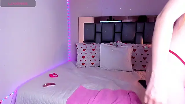 SofiArias online show from 7, 10, 2025