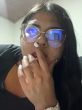 viccky vick online show from 16, 2, 2025