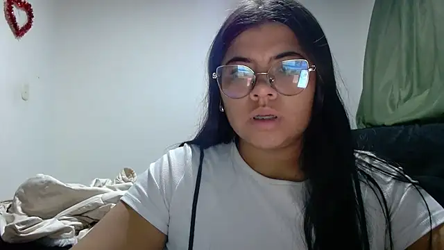 viccky vick online show from 28, 10, 2025