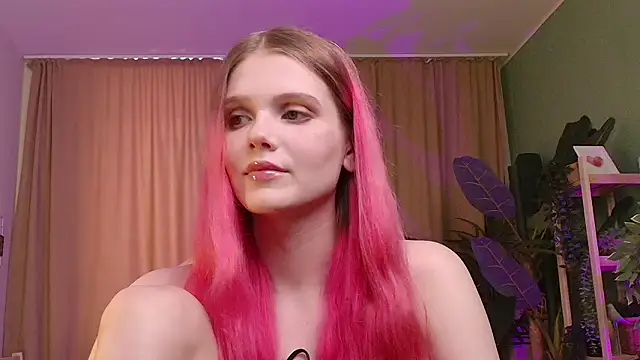 Gretchen Mol online show from 6, 2, 2026