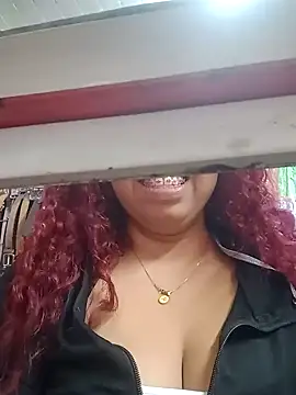 Snapshot of alexandraluv chatting on 20, 2, 2025 alexandraluv online show from 20, 2, 2025