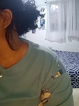 Snapshot of alexandraluv chatting on 16, 9, 2025 alexandraluv online show from 16, 9, 2025