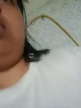 Snapshot of alexandraluv chatting on 10, 10, 2025 alexandraluv online show from 10, 10, 2025