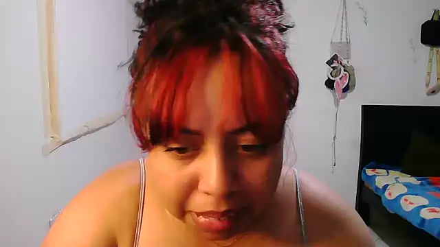 Snapshot of alexandraluv chatting on 24, 11, 2025 alexandraluv online show from 24, 11, 2025