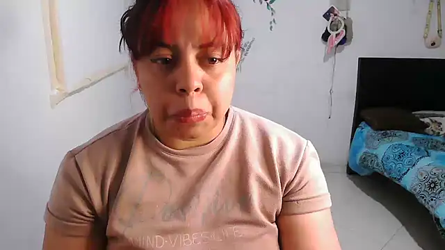 Snapshot of alexandraluv chatting on 2, 12, 2025 alexandraluv online show from 2, 12, 2025