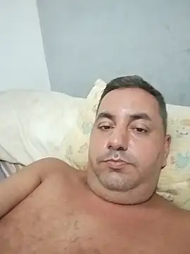 Snapshot of Cruelmalvado chatting on 15, 12, 2025 Cruelmalvado online show from 15, 12, 2025