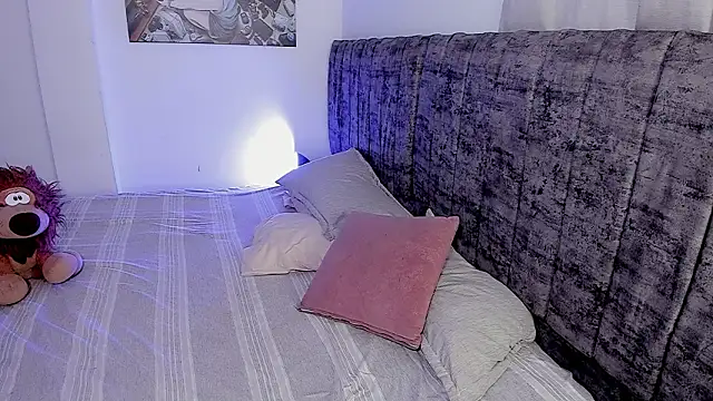 Dylan Milk online show from 27, 2, 2026