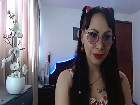 Snapshot of AloLovely_ chatting on 25, 3, 2026 AloLovely online show from 25, 3, 2026