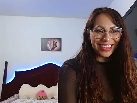 Snapshot of AloLovely_ chatting on 28, 4, 2026 AloLovely online show from 28, 4, 2026