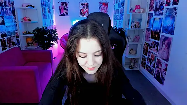 Snapshot of MilaStoyne chatting on 14, 3, 2025 MilaStoyne online show from 14, 3, 2025