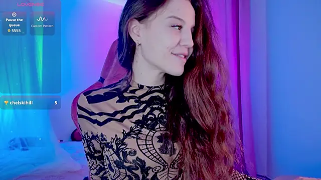 Snapshot of MilaStoyne chatting on 15, 10, 2025 MilaStoyne online show from 15, 10, 2025