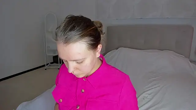 Jenny Jimmy online show from 6, 7, 2026