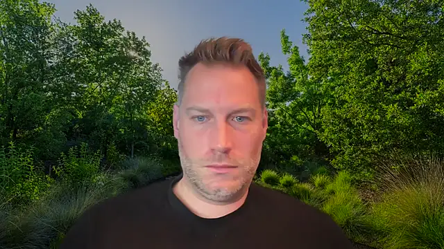 Snapshot of Christian87xxx chatting on 31, 10, 2025 Christian87xxx online show from 31, 10, 2025