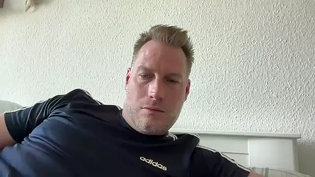 Christian87xxx online show from 3, 5, 2026