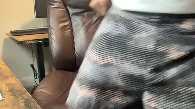 Snapshot of BodyandBBC chatting on 18, 2, 2026 BodyandBBC online show from 18, 2, 2026