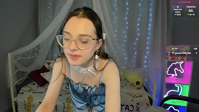 kaisajenner online show from 7, 2, 2025