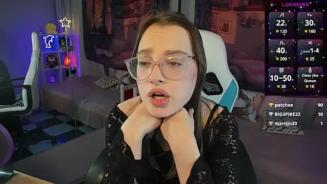 kaisajenner online show from 4, 3, 2025