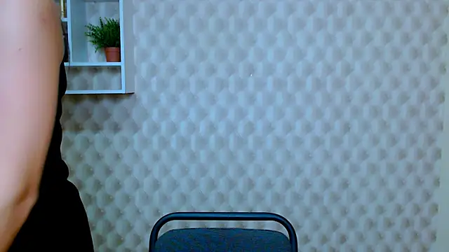 Snapshot of ValeriaHeart_ chatting on 1, 12, 2025 ValeriaHeart online show from 1, 12, 2025