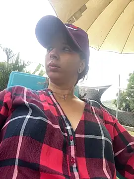 Snapshot of AriYokai chatting on 17, 11, 2025 AriYokai online show from 17, 11, 2025