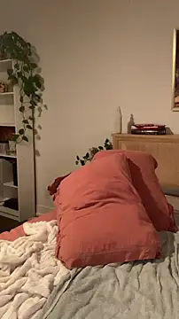 Snapshot of rileylovesyou chatting on 9, 2, 2025 rileylovesyou online show from 9, 2, 2025