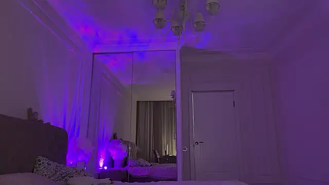 Kisskeyy online show from 9, 2, 2025