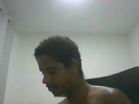 Snapshot of ONegodoce25 chatting on 5, 5, 2026 ONegodoce25 online show from 5, 5, 2026