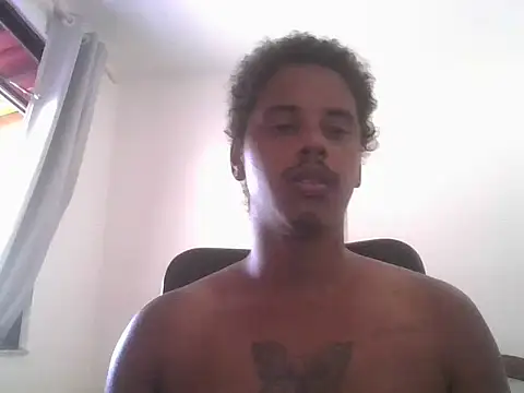 Snapshot of ONegodoce25 chatting on 9, 5, 2026 ONegodoce25 online show from 9, 5, 2026