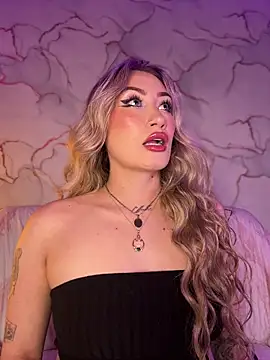 Snapshot of Lally_Valencia__ chatting on 8, 2, 2026 Lally Valencia online show from 8, 2, 2026