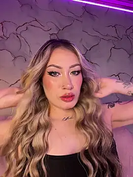 Snapshot of Lally_Valencia__ chatting on 16, 2, 2026 Lally Valencia online show from 16, 2, 2026